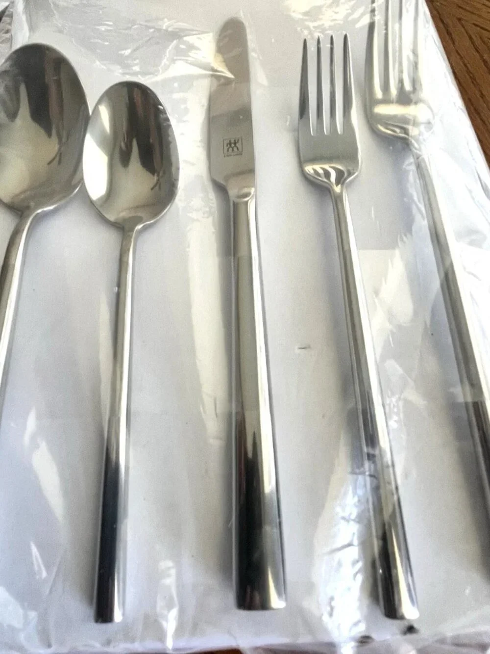 Aberdeen 18/10 Stainless Steel 20 Pc. Flatware Set, Service for 4